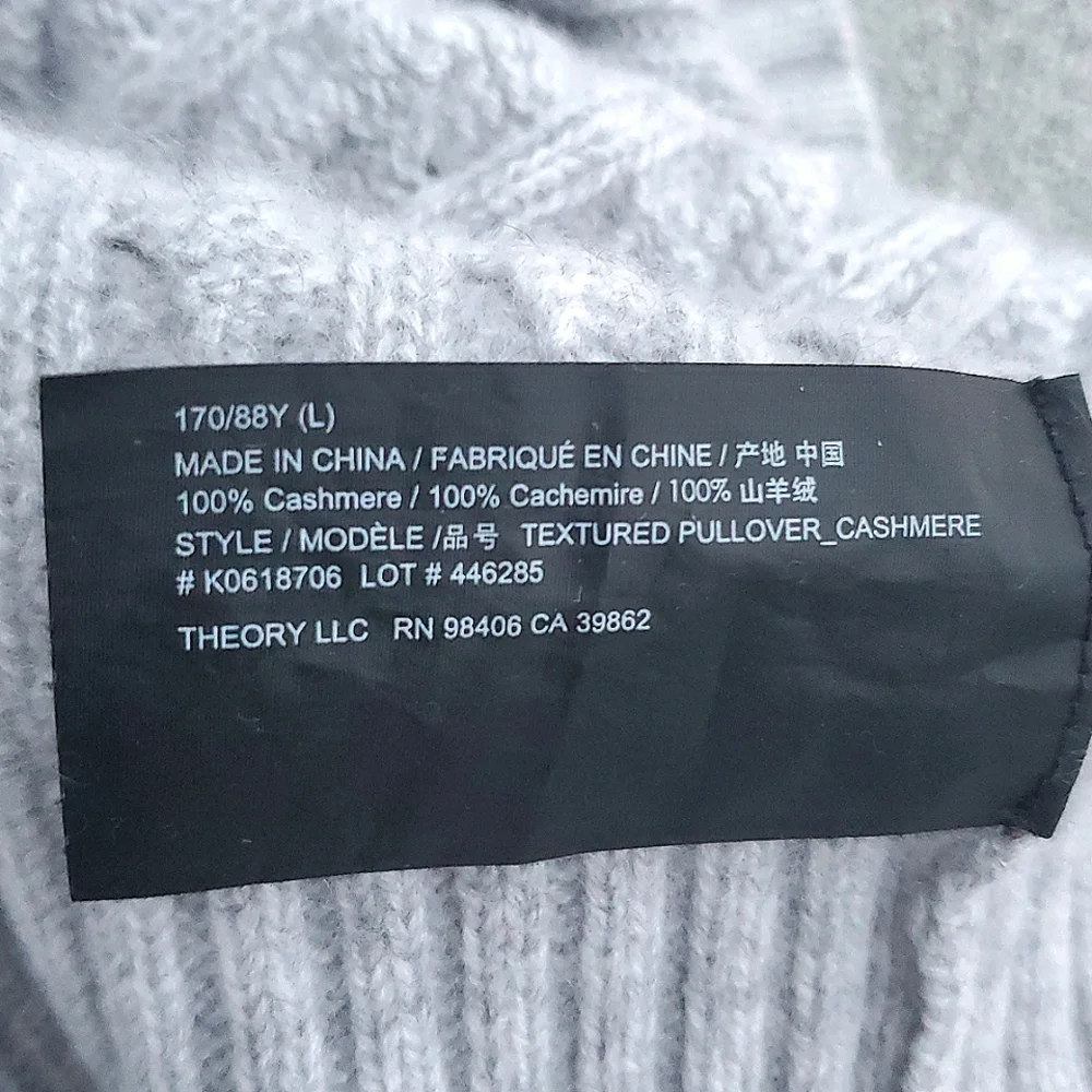 Theory Women's Light Gray V-Neck Cashmere Sweater Large